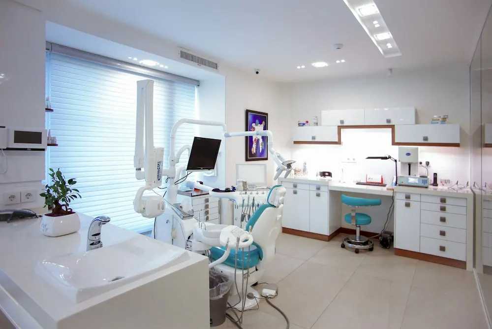 Akeela Dental Care founding years in T. Nagar, Chennai